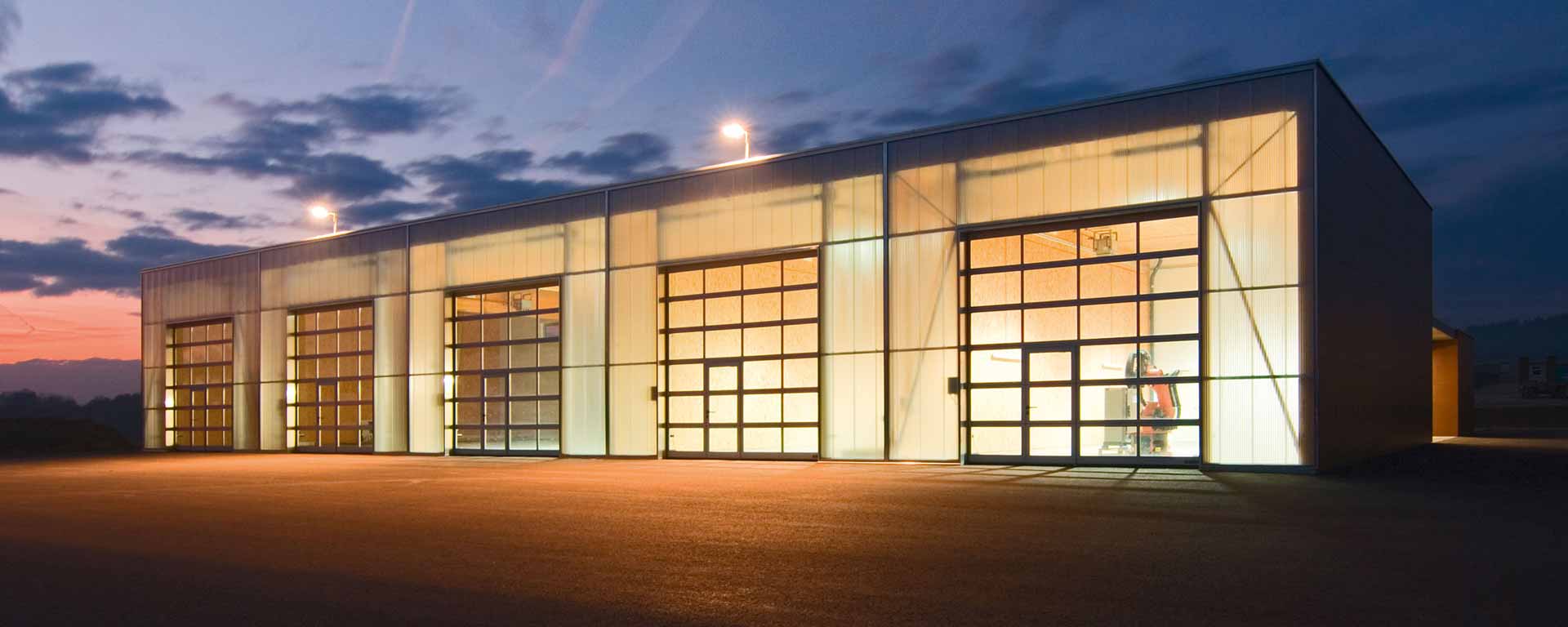 Industrietore von WIŚNIOWSKI: Zuverlässige Lösungen im Überblick
